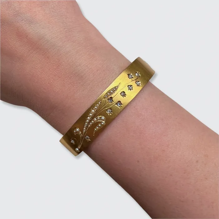 21stfinds Bracelets Diamond Pearl Lily of the Valley Bracelet 21stfinds Bracelets Diamond Pearl Lily of the Valley Bracelet