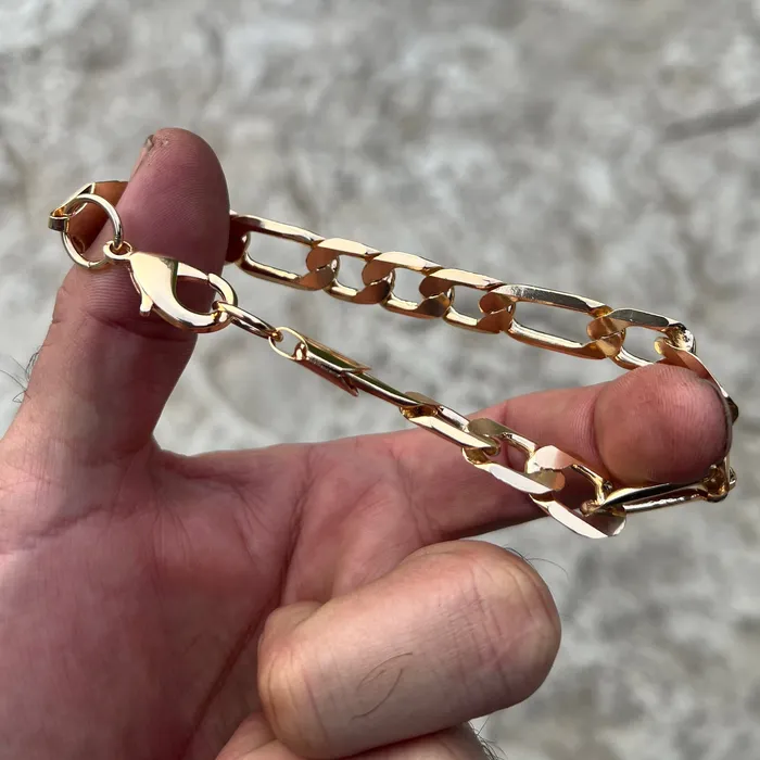 Bracelets Bling Cartel Admin 14k Gold Plated Figaro Link Bracelet 10 x 12mm Bracelets Bling Cartel Admin 14k Gold Plated Figaro Link Bracelet 10 x 12mm
