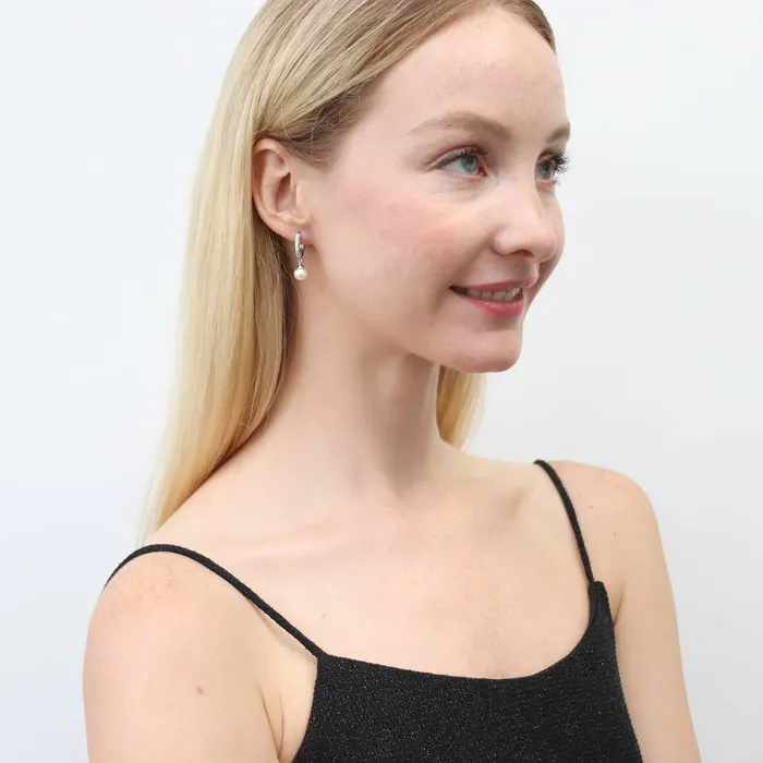 Earrings BERRICLE Solitaire Cultured Pearl Earrings in Sterling Silver