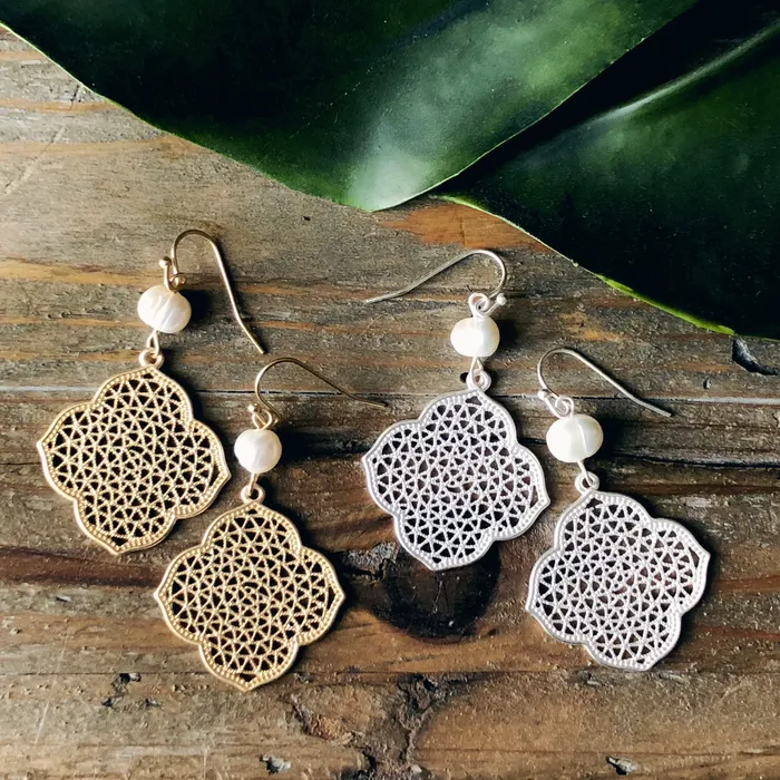 Prep Obsessed LM Earrings Karisa Freshwater Pearl Dangles 2 Colors Available
